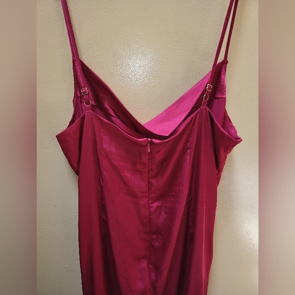 Nicole Miller NY Red Cami Dress ✨️ - Picture 8 of 10